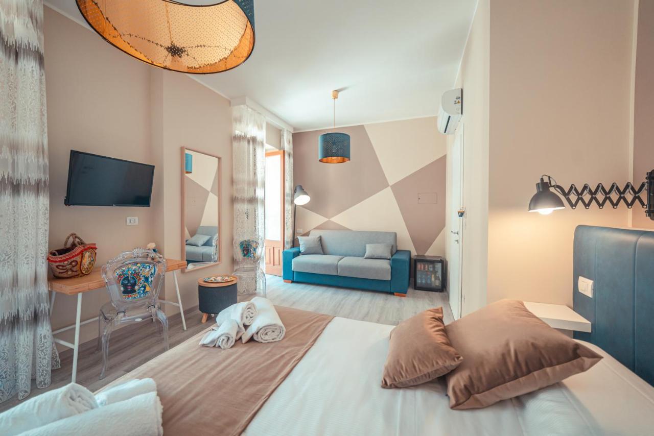 A'Coffa Rooms タオルミーナ エクステリア 写真